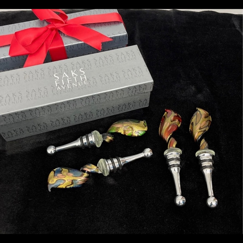 Wine Stopper (Saks Fifth Avenue)